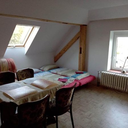 شقة Apartman Police nad Metují المظهر الخارجي الصورة